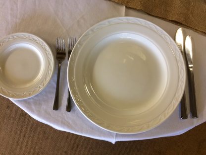 Chateau Blanc Plate 12"